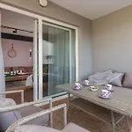 בית נופש Luxurious In Mihatovici